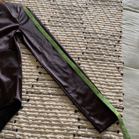 NWT H&M Bodysuit - Picture 7 of 8